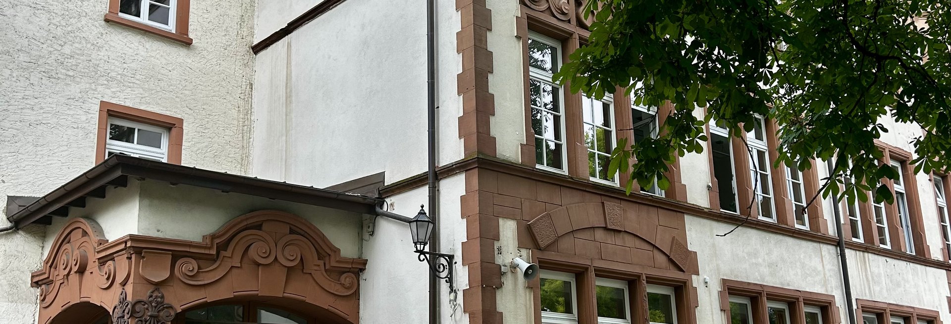 Grundschule mit Montessoripädagogik
